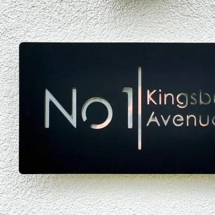 Image 2 - Kingsbury Avenue, Bolton, BL1 5NS, United Kingdom - House for sale