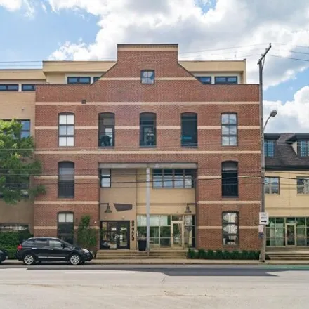 Buy this 1 bed condo on 825 North Fourth Street in Columbus, OH 43215