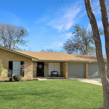 Buy this 4 bed house on 1874 17th Street in Brownwood, TX 76801