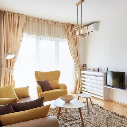 Rent this 1 bed apartment on Skopje Jug in Bulevar Aleksandar Makedonski, 1001 Skopje