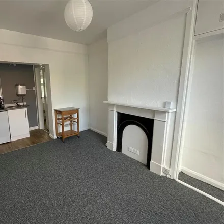 Rent this studio apartment on Foster Hill Road in Bedford, MK40 2EX
