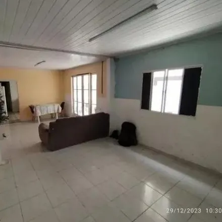 Buy this 4 bed house on Rua Alfredo Pizzocaro in Jardim Tamoio, Jundiaí - SP