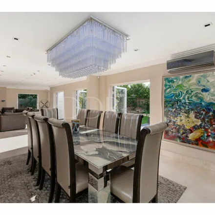 Image 9 - Anthony Close, London, NW7 4QS, United Kingdom - House for sale