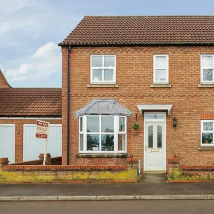 Buy this 4 bed house on Oxen Lane in Cliffe, YO8 6NS