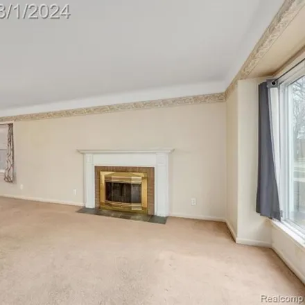 Image 8 - 1867 Norwood Drive, Grosse Pointe Woods, MI 48236, USA - House for sale