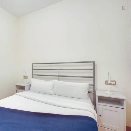 Rent this 2 bed apartment on Carrer de Roger de Flor in 36, 08018 Barcelona