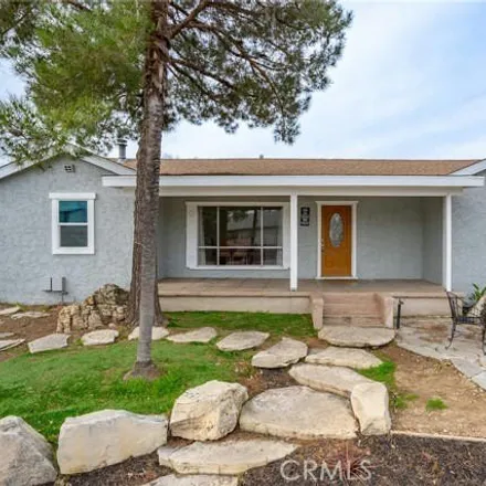 Buy this 3 bed house on 2029 Pine Street in Paso Robles, CA 93446