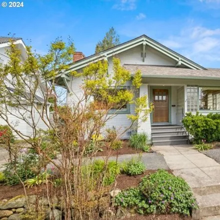 Buy this 3 bed house on 5927 Northeast Alameda Street in Portland, OR 97213