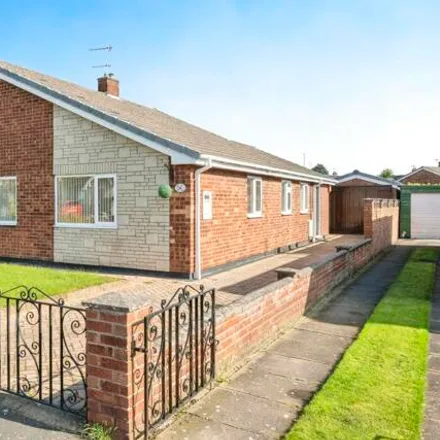 Buy this 3 bed duplex on Oakwood Drive in Armthorpe, DN3 3BD