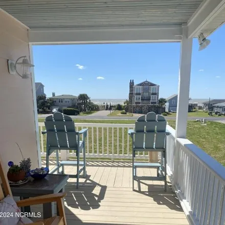 Image 2 - 118 Conch Street, Holden Beach, Brunswick County, NC 28462, USA - House for sale