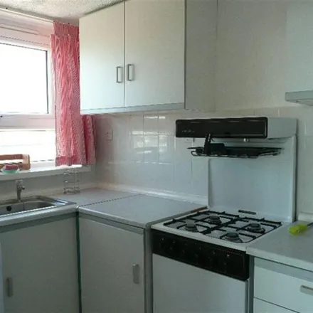 Image 1 - Theobald House TV fill in, Blackman Street, Brighton, BN1 4DY, United Kingdom - Apartment for rent