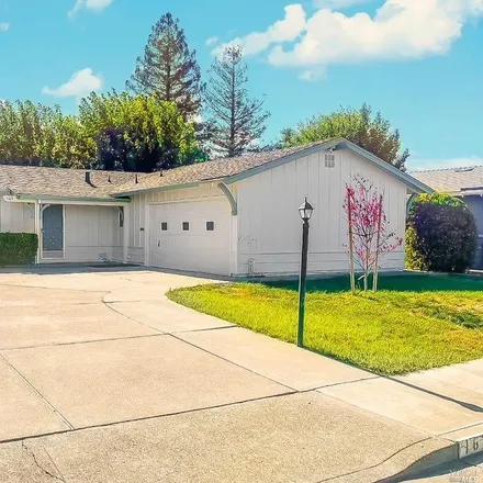 Buy this 2 bed house on 167 McKinley Circle in Vacaville, CA 95687