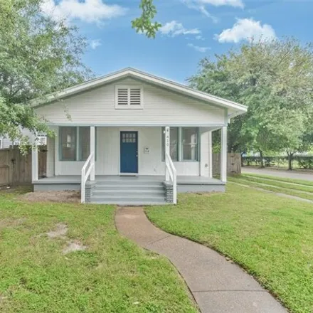 Image 3 - 3601 Rural Street, Houston, TX 77009, USA - House for sale