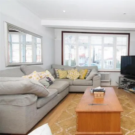 Buy this 3 bed townhouse on 26 Uplands Road in London, EN4 8NY