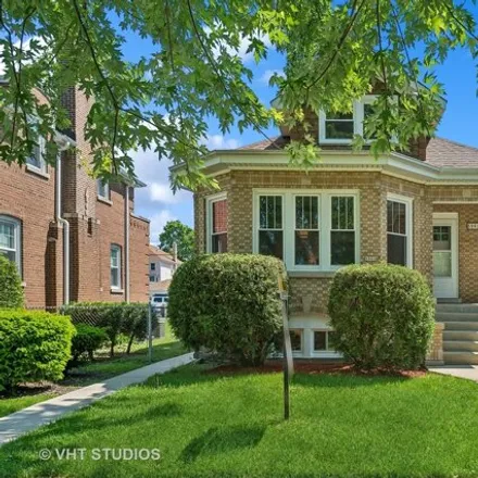Image 2 - 5941 West Newport Avenue, Chicago, IL 60634, USA - House for sale