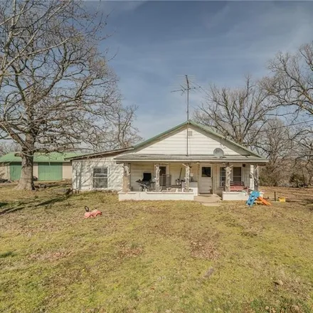 Image 1 - 901 Chincapin Street, Westville, Adair County, OK 74965, USA - House for sale