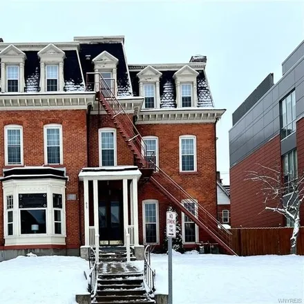 Image 1 - 617 Niagara Street, Buffalo, NY 14201, USA - Apartment for rent