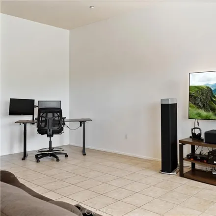 Image 9 - 202-226 East Truslow Avenue, Fullerton, CA 92832, USA - Condo for sale