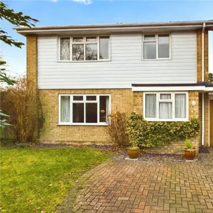 Buy this 4 bed house on Goodwood Close in Burghfield Common, RG7 3EZ