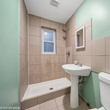 Image 4 - 2231 West 23rd Place, Chicago, IL 60608, USA - House for sale