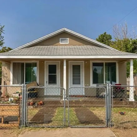 Buy this 2 bed house on 515 West 7th Avenue in Truth or Consequences, NM 87901