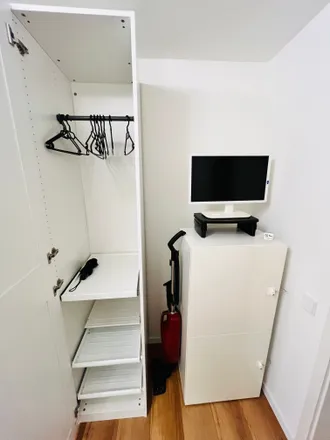 Rent this 2 bed apartment on Am Alten Broich 125 in 40764 Langenfeld (Rheinland), Germany