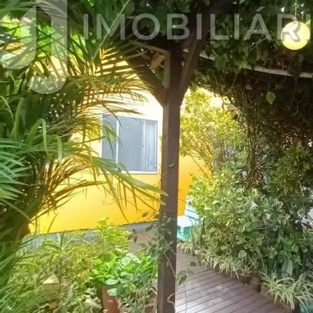 Image 2 - Borracharia Ponto Vip, Servidão Redusino da Silveira, São João do Rio Vermelho, Florianópolis - SC, 88060-308, Brazil - House for sale