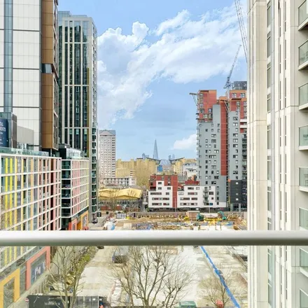 Image 3 - South Quay Walk, Canary Wharf, London, E14 9RT, United Kingdom - Apartment for rent
