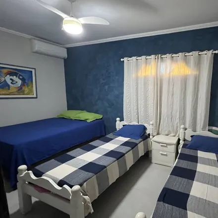 Rent this 4 bed house on São Sebastião