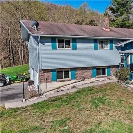 Buy this 3 bed house on 2485 Hickory Lane in Upper Macungie Township, PA 18106