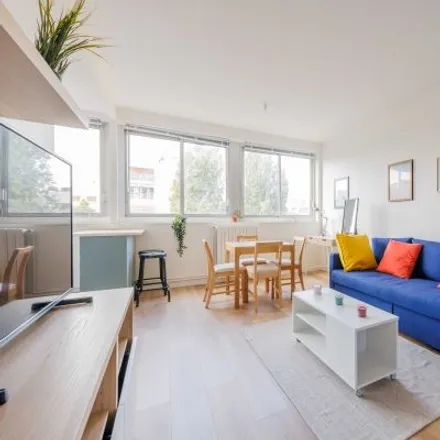 Rent this 2 bed apartment on 3 Rue des Bauches in 75016 Paris, France