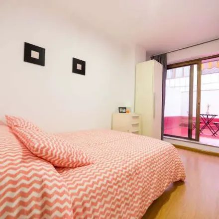 Image 5 - CBRE, Carrer del Pintor Sorolla, 46002 Valencia, Spain - Apartment for rent