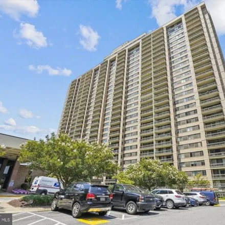 Buy this 1 bed condo on Skyline Square North in 5505 Seminary Road, Falls Church