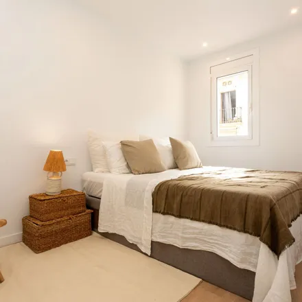 Rent this 1 bed apartment on lascar74 in Carrer del Roser, 74