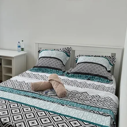 Rent this 3 bed apartment on Villeurbanne in Métropole de Lyon, France