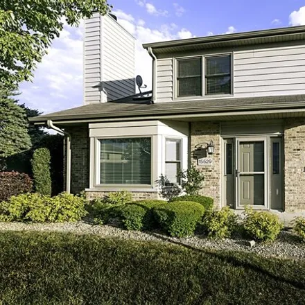 Rent this 2 bed townhouse on 9212 Whitehall Lane in Orland Park, Orland Township