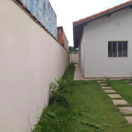 Buy this 2 bed house on Rua Doutor José Ferreira de Azambuja in Porto Ferreira, Porto Ferreira - SP