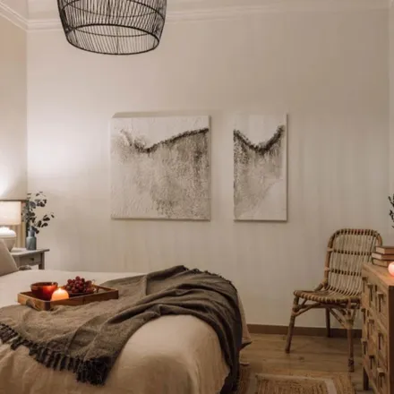 Rent this 2 bed apartment on Rua do Arco do Carvalhão in 1070-219 Lisbon, Portugal