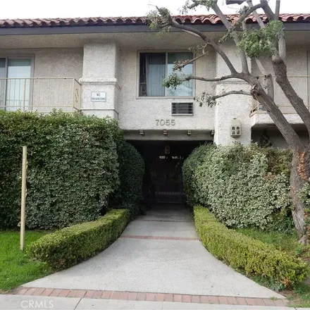 Image 3 - 18310 Gault Street, Los Angeles, CA 91335, USA - Apartment for rent