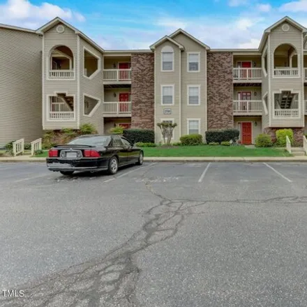 Buy this 2 bed condo on 2929 Preston Woods Lane in Fayetteville, NC 28304