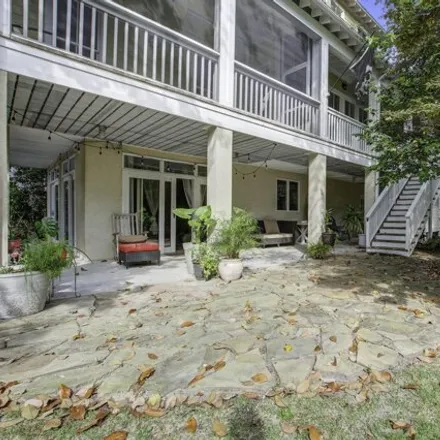 Image 1 - 654 East Cooper Avenue, Folly Beach, Charleston County, SC 29439, USA - House for sale