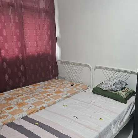 Rent this 1 bed room on Blk 180 in Bedok North Road, Singapore 460185