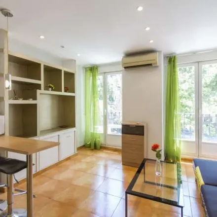 Image 6 - MAC - Benotac, Calle de Fuencarral, 104, 28004 Madrid, Spain - Apartment for rent