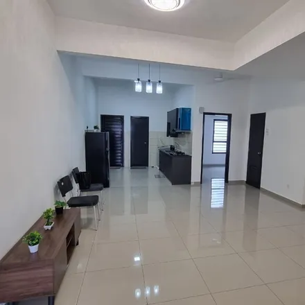 Rent this 4 bed apartment on unnamed road in Mahkota Hills, 71750