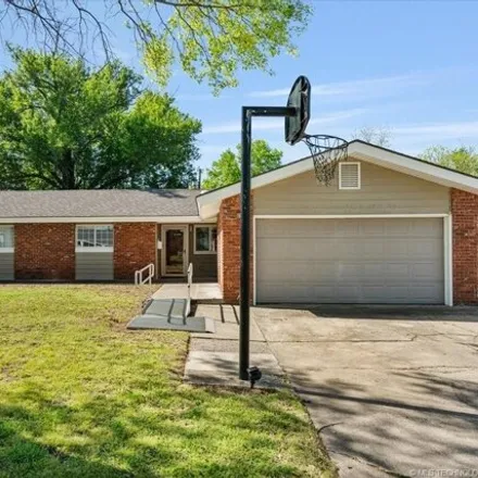 Buy this 3 bed house on 9036 East 33rd Place in Tulsa, OK 74145