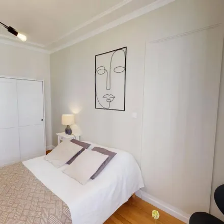 Image 3 - 12 Rue Gustave Le Bon, 75014 Paris, France - Room for rent