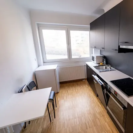 Rent this 4 bed apartment on 67063 Ludwigshafen am Rhein