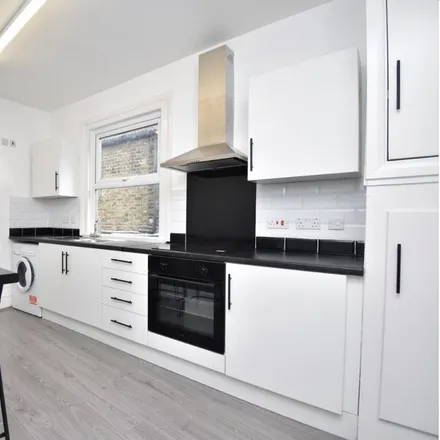 Rent this 2 bed apartment on Tesco Express in 18-30 Lakedale Road, London