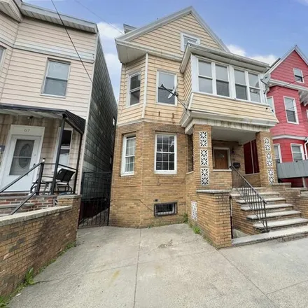 Image 1 - 69 Rutgers Avenue, Greenville, Jersey City, NJ 07305, USA - House for sale