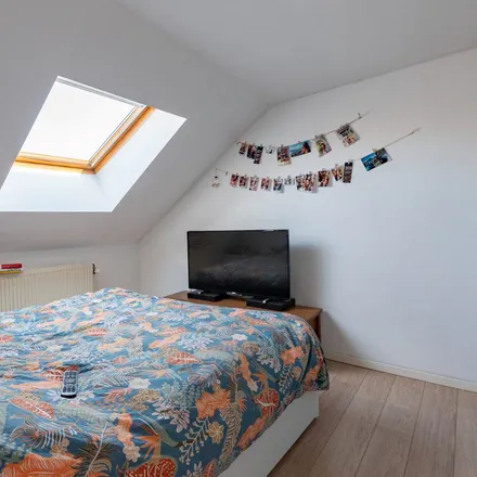 Rent this 1 bed apartment on Geuzenstraat 21 in 2000 Antwerp, Belgium